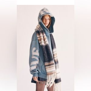 Free People dark ceramic blue patched long sleeve tunic It’s a Vibe hoodie Large